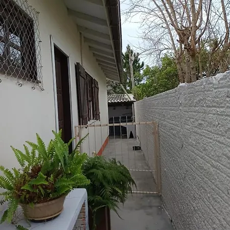 Studio Cravo E Canela - Aconchego E Privacidade, Ideal Para Casais, Com Cozinha Completa, Wi-Fi, Vaga De Garagem, Excelente Custo Beneficio, Lugar Tranquilo Entre As Praias Dos Ingleses E Mocambique Florianopolis Exterior photo