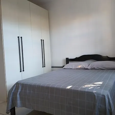 Studio Cravo E Canela - Aconchego E Privacidade, Ideal Para Casais, Com Cozinha Completa, Wi-Fi, Vaga De Garagem, Excelente Custo Beneficio, Lugar Tranquilo Entre As Praias Dos Ingleses E Mocambique Florianopolis Exterior photo