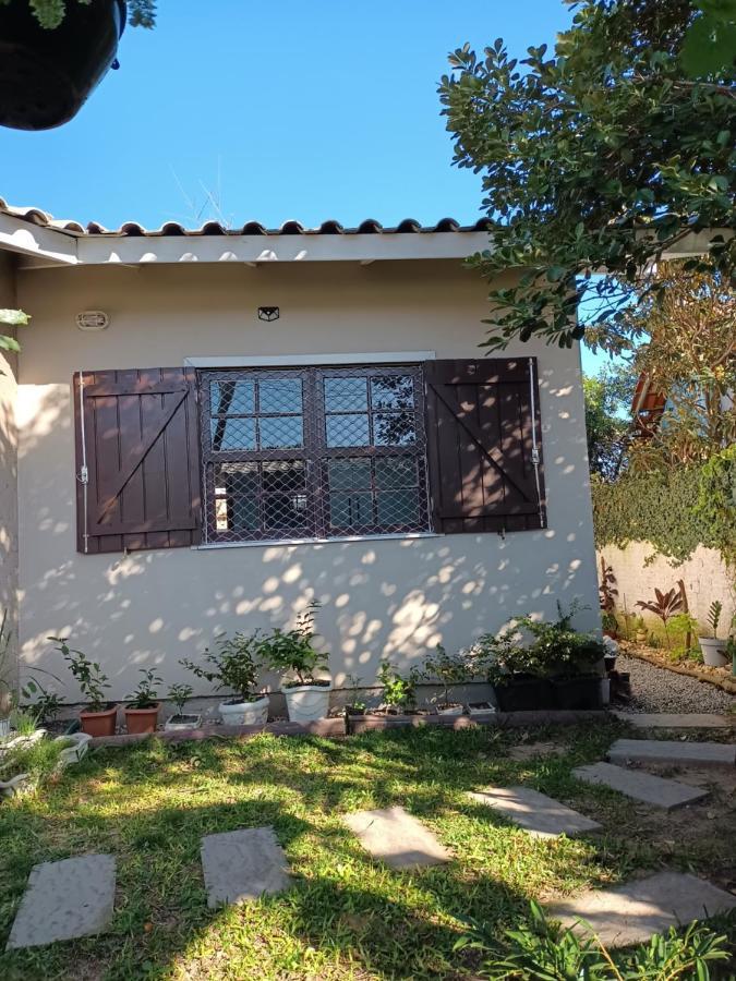 Cravo E Canela - Aconchego E Privacidade, Ideal Casais, Com Cozinha Completa, Wi-fi, Vaga De Garagem, Excelente Custo Beneficio, Lugar Tranquilo Entre As Praias Dos Ingleses E Mocambique Florianópolis