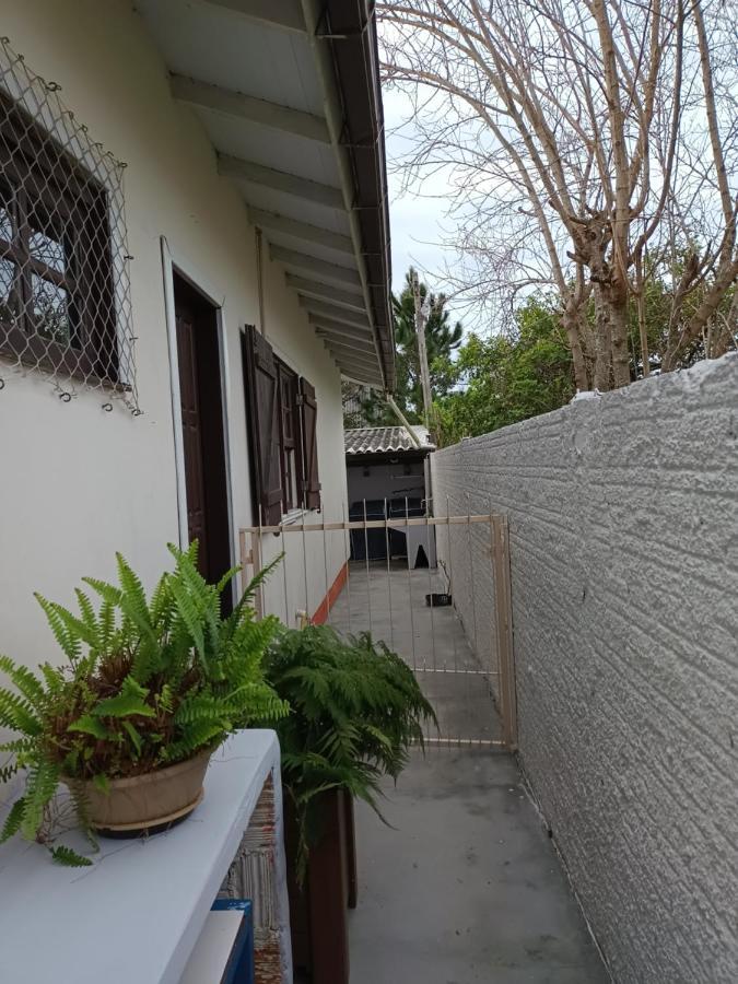 Cravo E Canela - Aconchego E Privacidade, Ideal Casais, Com Cozinha Completa, Wi-fi, Vaga De Garagem, Excelente Custo Beneficio, Lugar Tranquilo Entre As Praias Dos Ingleses E Mocambique